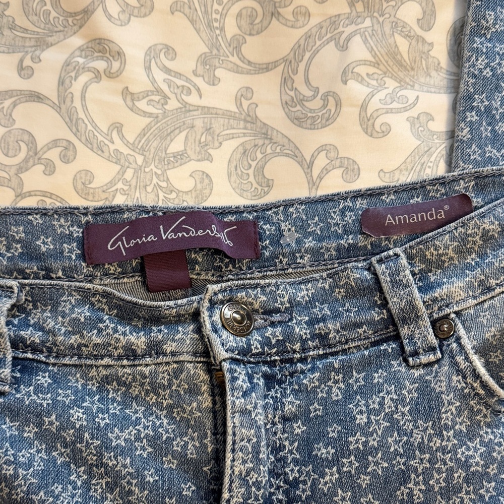 Gloria Vanderbilt Star Print Blue Jeans - Picture 3 of 7